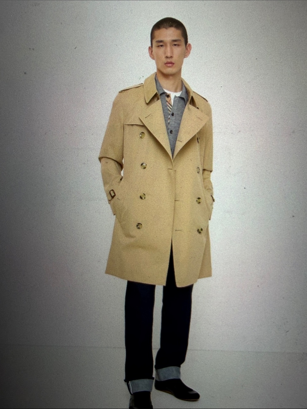 Burberry Taupe Double-Breasted Mid-length Kensington Trench Coat - Picture 7 of 10